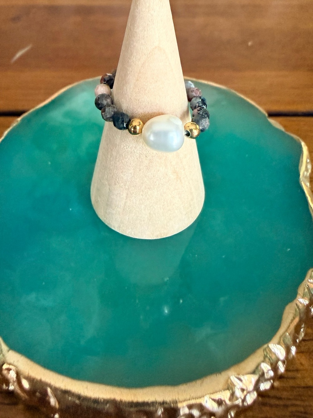 Freshwater Pearl & Multi-Stone Stretch Ring - Pearl Accent. NWOT